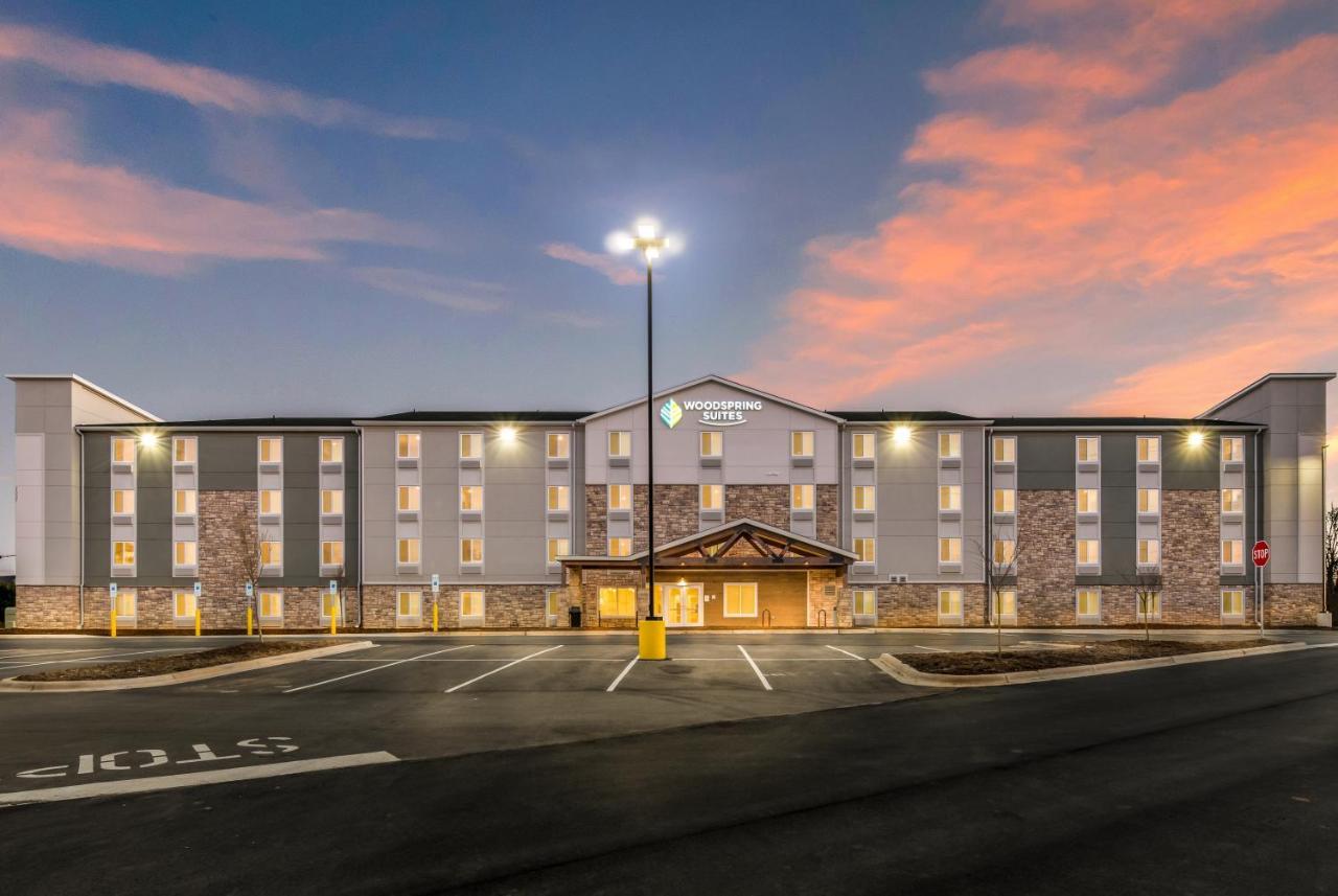 Woodspring Suites Charlotte - University Research Park Exterior foto